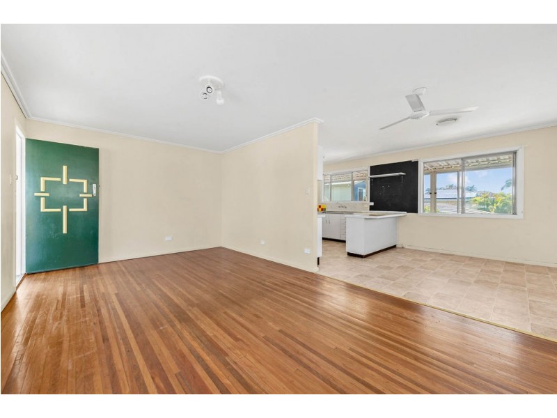 1 Deborah Street, Clontarf QLD 4019