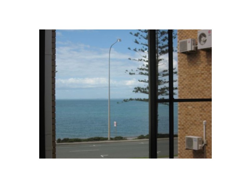 2/85 Margate Parade, Margate QLD 4019