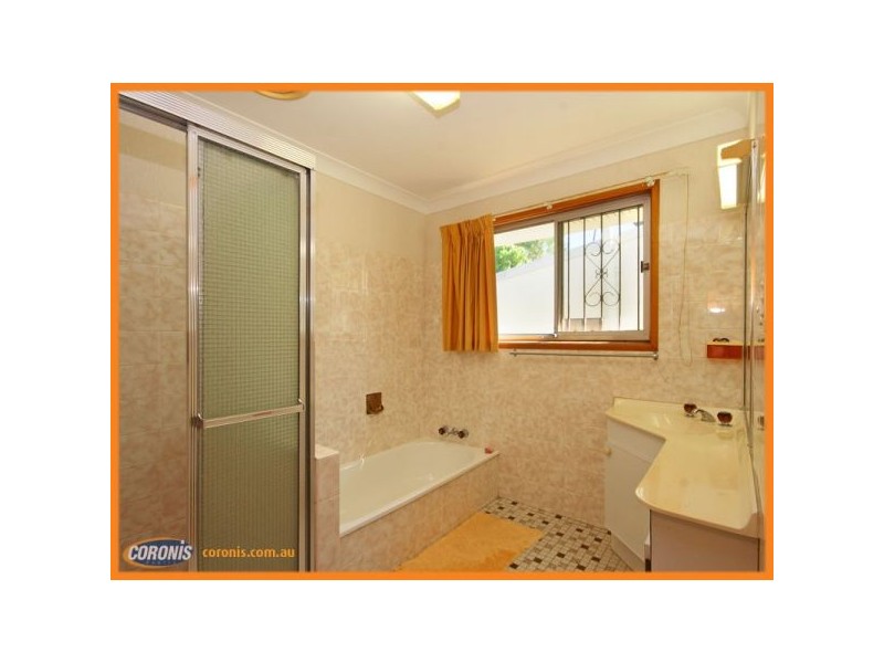 63 Mein Street, Scarborough QLD 4020