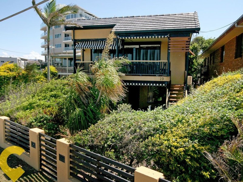 19 Flinders Parade, Scarborough QLD 4020