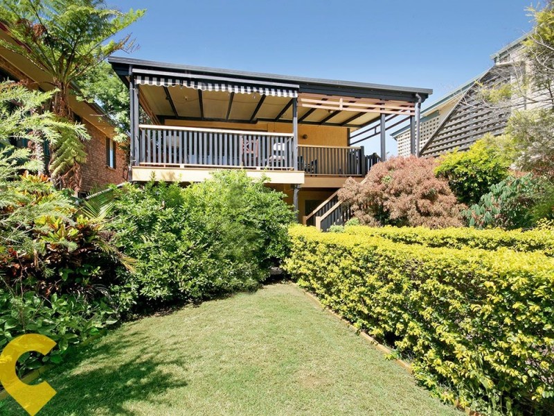 19 Flinders Parade, Scarborough QLD 4020