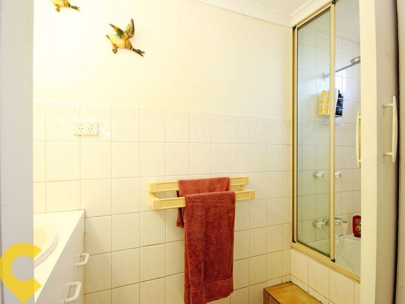 19 Flinders Parade, Scarborough QLD 4020