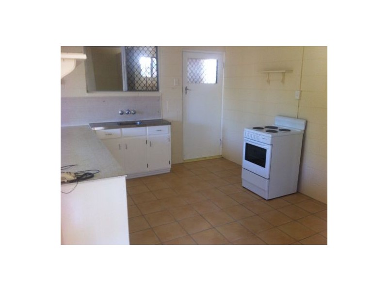 28 Eversleigh Road, Scarborough QLD 4020