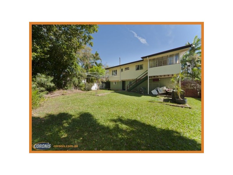 82 Laura Street, Clontarf QLD 4019