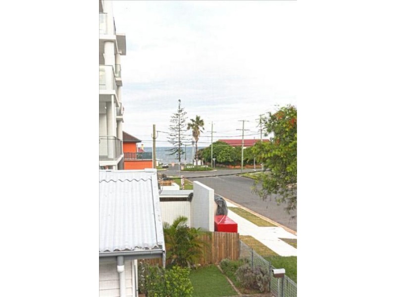 8 Beaconsfield Street, Margate QLD 4019