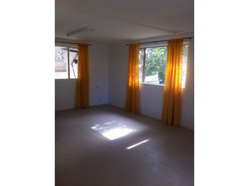 19 Dunns Terrace, Scarborough QLD 4020
