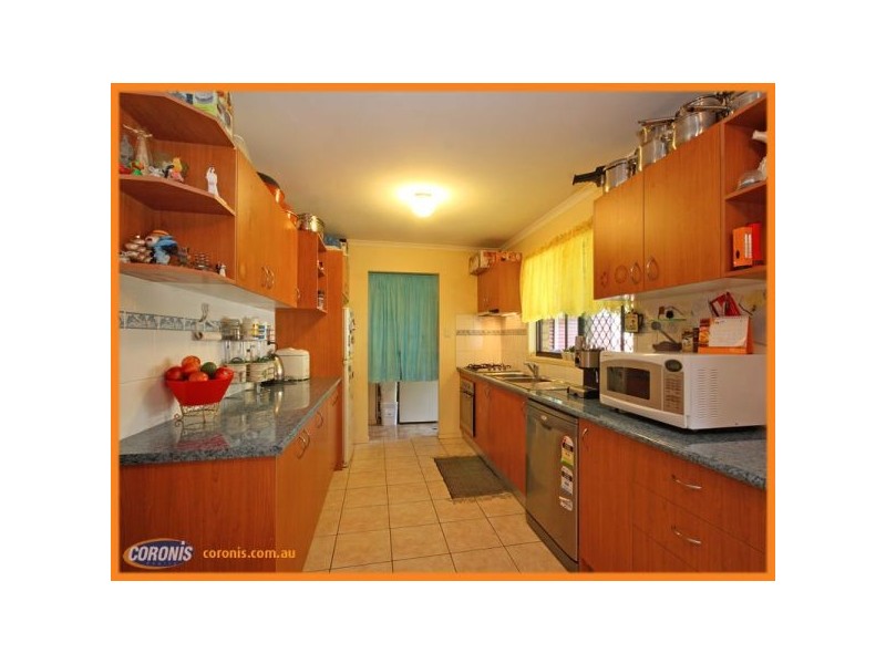 16 Tasman Court, Kippa-ring QLD 4021