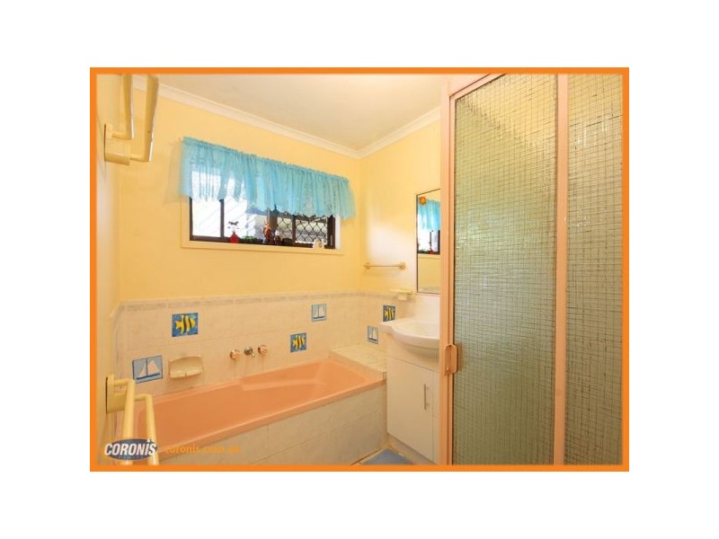 16 Tasman Court, Kippa-ring QLD 4021