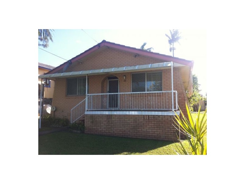 32 Cowen Street, Margate QLD 4019
