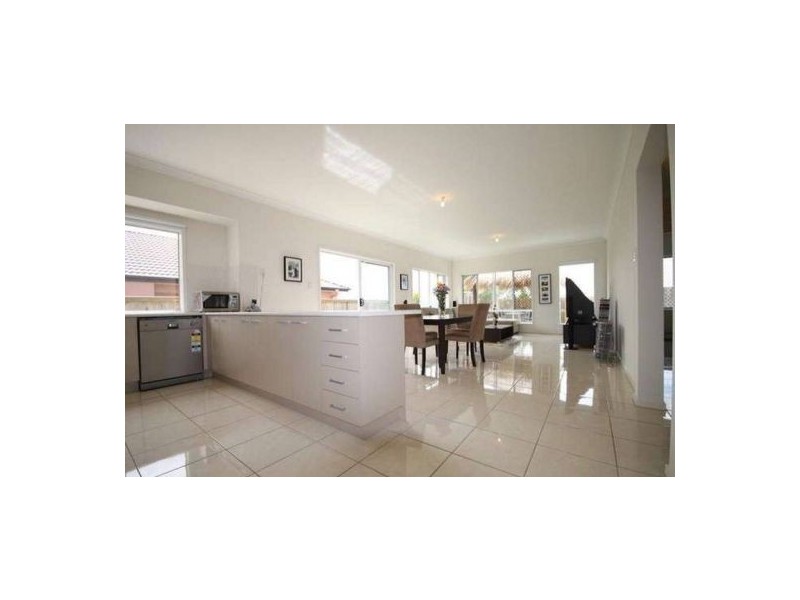 18 Morgan Street, North Lakes QLD 4509