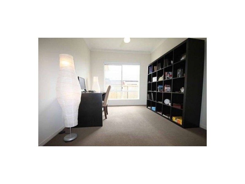 18 Morgan Street, North Lakes QLD 4509