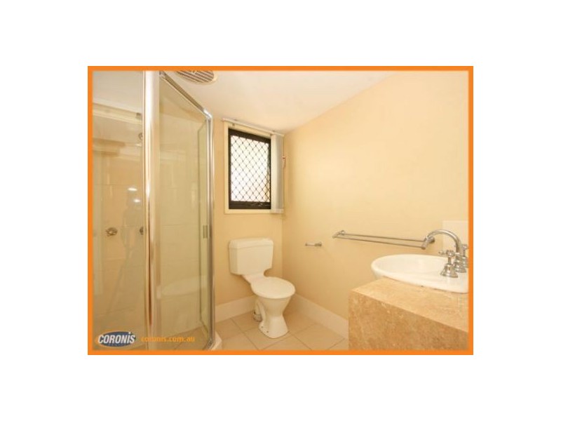 7/5 Bramble Street, Woody Point QLD 4019