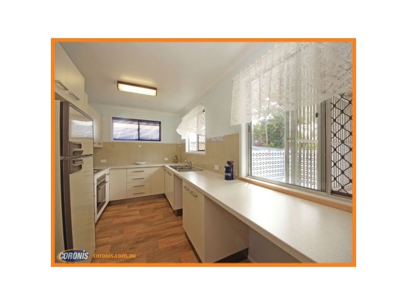 12 Pamrick Crescent, Clontarf QLD 4019