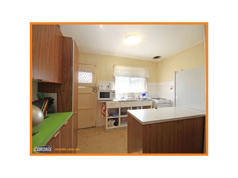 124 Mein Street, Scarborough QLD 4020