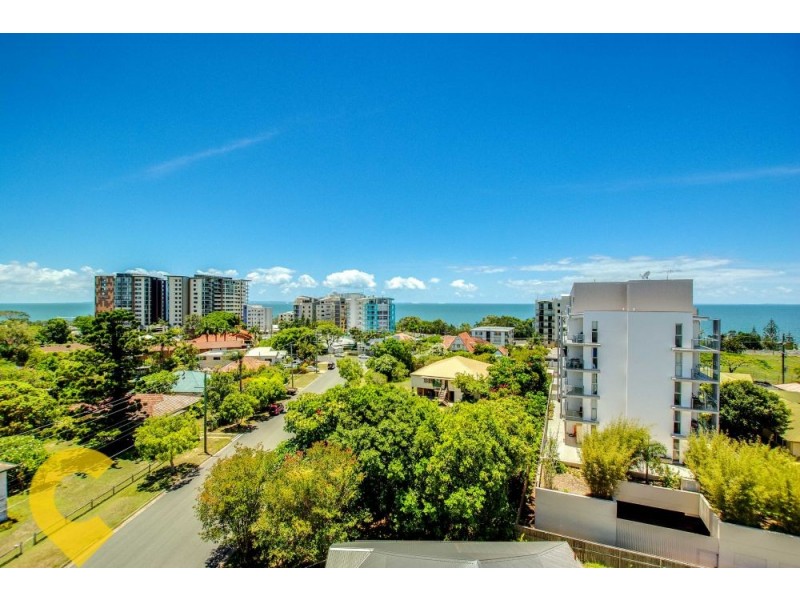 1/11 Dix Street, Redcliffe QLD 4020