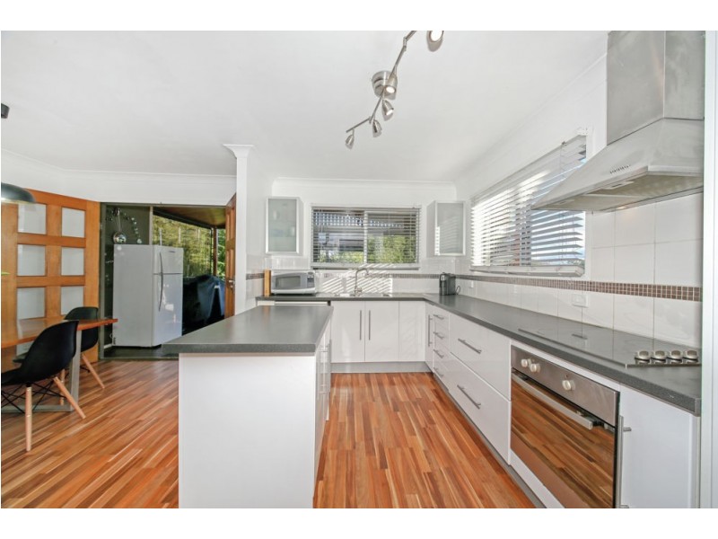 279 Macdonnell Road, Clontarf QLD 4019