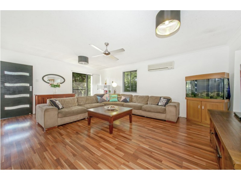 279 Macdonnell Road, Clontarf QLD 4019