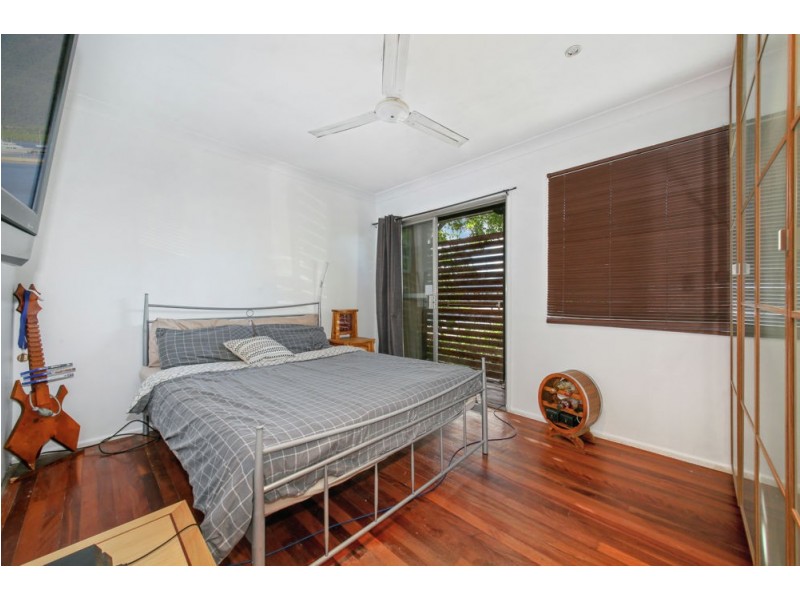 279 Macdonnell Road, Clontarf QLD 4019