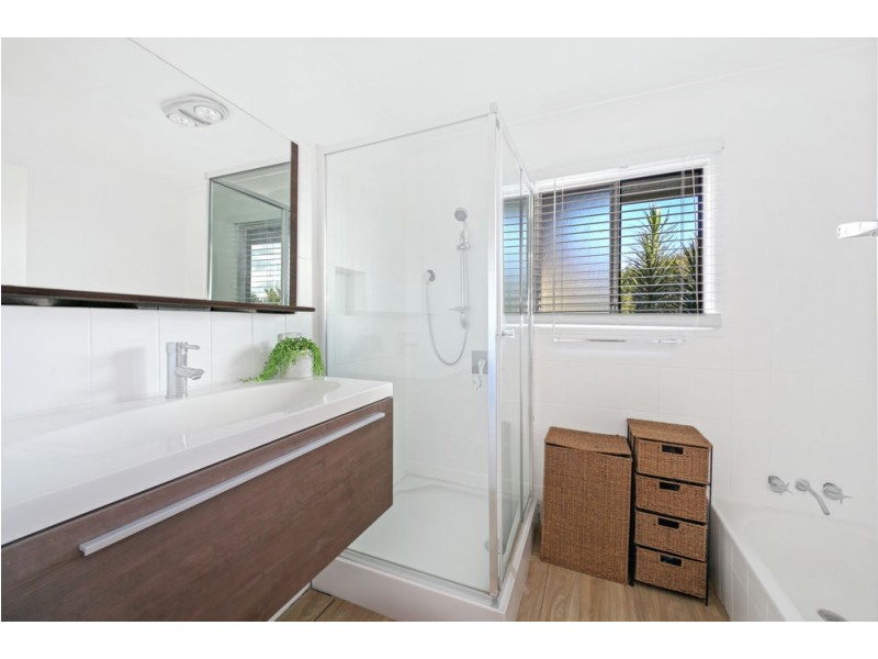 279 Macdonnell Road, Clontarf QLD 4019