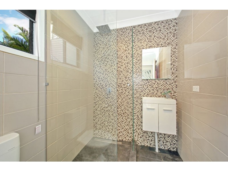 279 Macdonnell Road, Clontarf QLD 4019