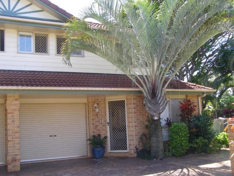1/2 Josephine Street, Redcliffe QLD 4020