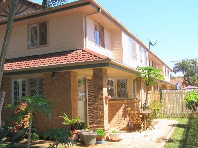 1/2 Josephine Street, Redcliffe QLD 4020