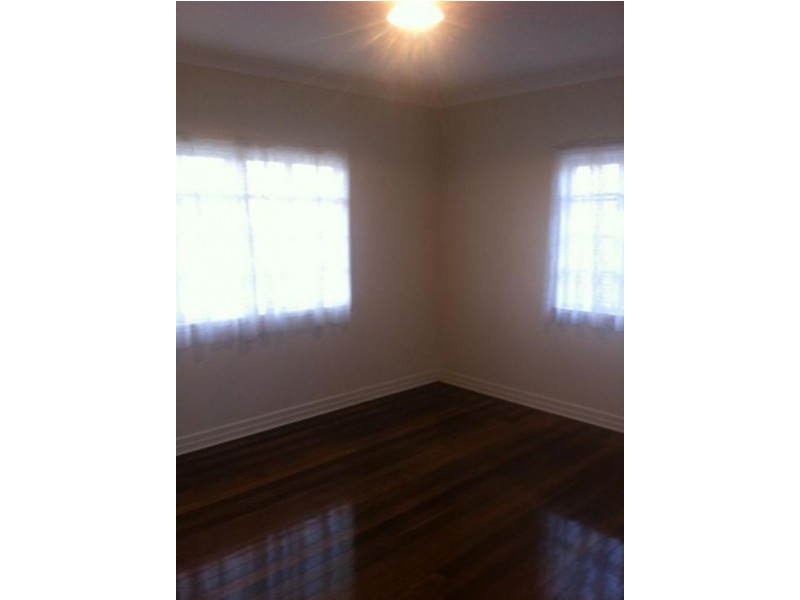 21 Grant Street, Redcliffe QLD 4020