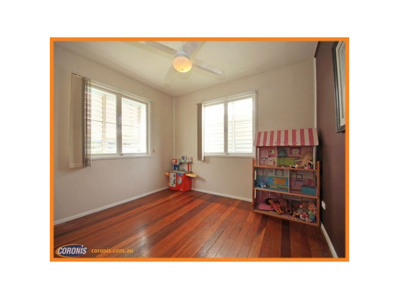 5 Shelley Street, Strathpine QLD 4500