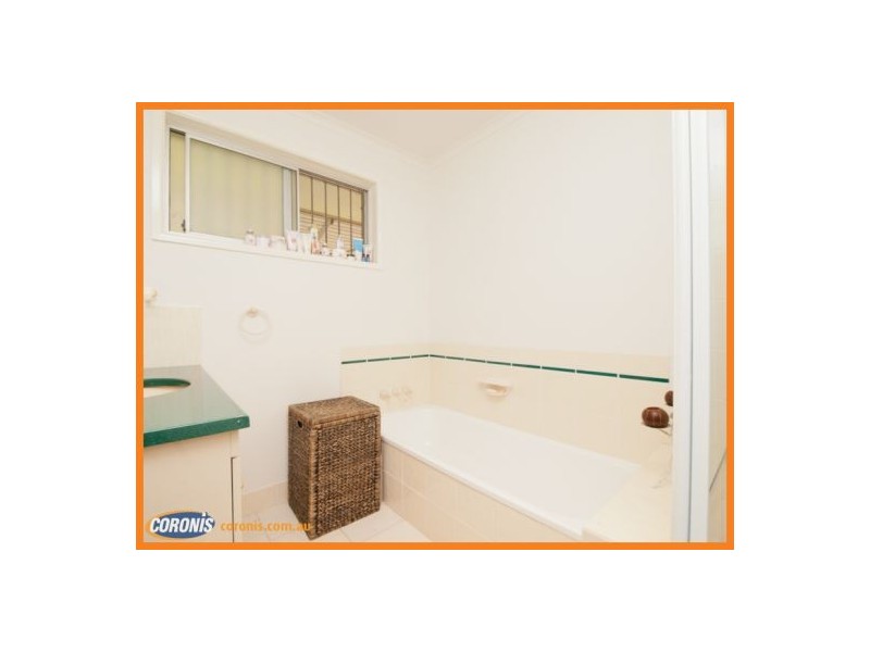 1 Pownall Crescent, Margate QLD 4019