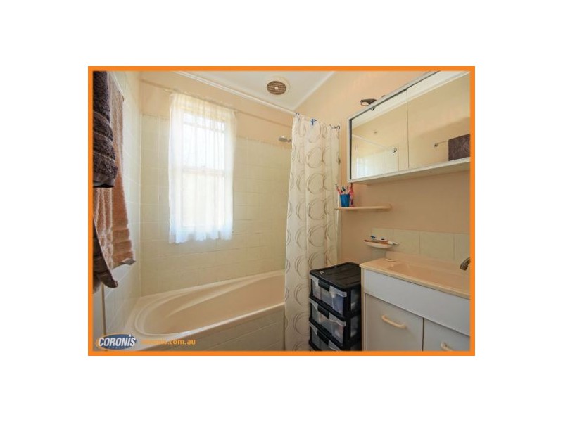 12 Murray Street, Clontarf QLD 4019