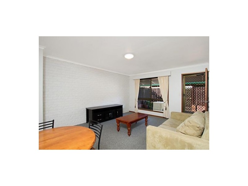 2/26 Georgina Street, Woody Point QLD 4019