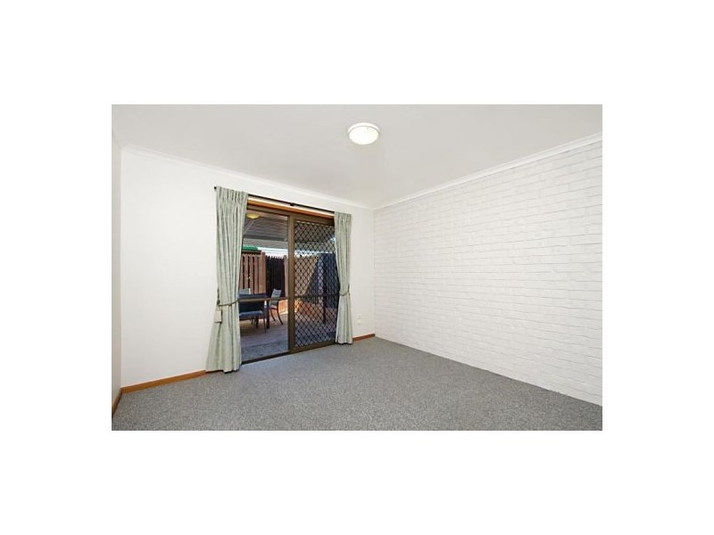 2/26 Georgina Street, Woody Point QLD 4019