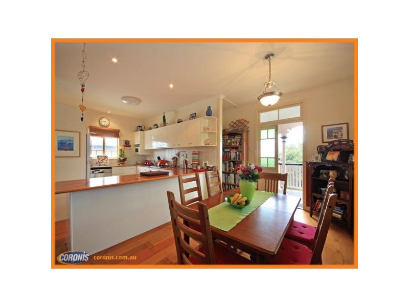 10 Valerie Street, Clontarf QLD 4019