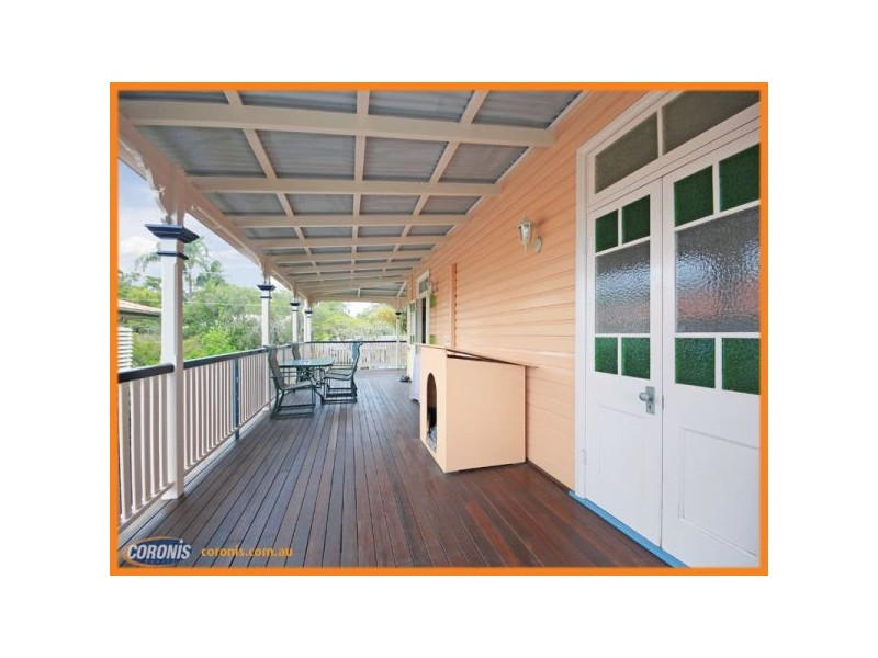 10 Valerie Street, Clontarf QLD 4019