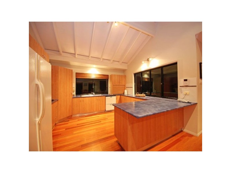 25 Jamieson Street, Redcliffe QLD 4020