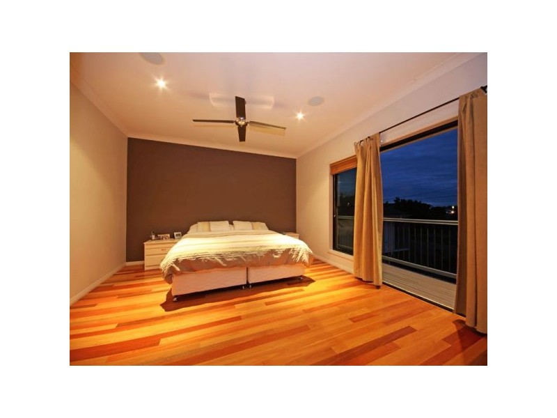 25 Jamieson Street, Redcliffe QLD 4020