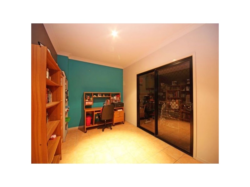 25 Jamieson Street, Redcliffe QLD 4020