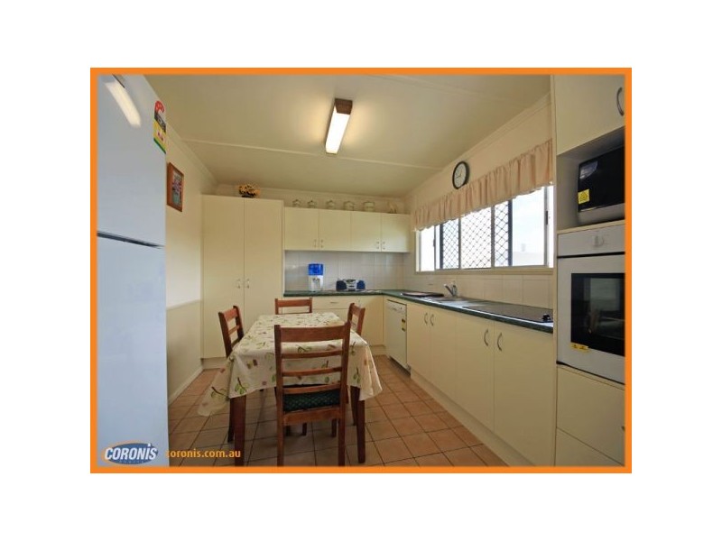 30 Armstrong Street, Clontarf QLD 4019