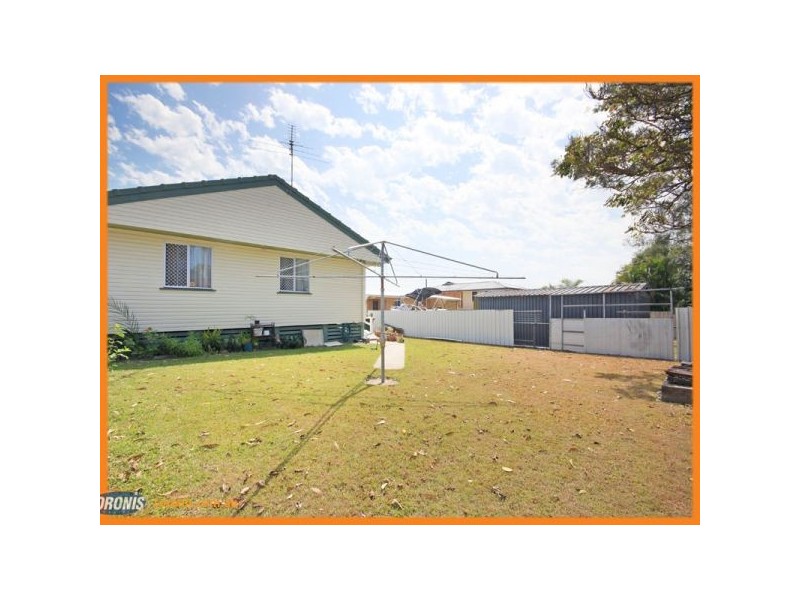 30 Armstrong Street, Clontarf QLD 4019