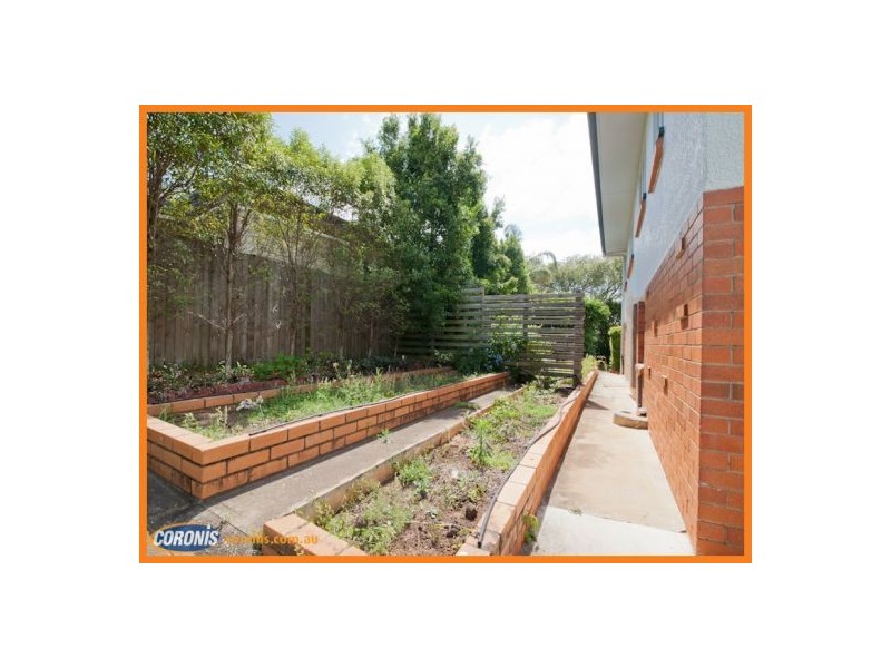 25 Dover Road, Margate QLD 4019