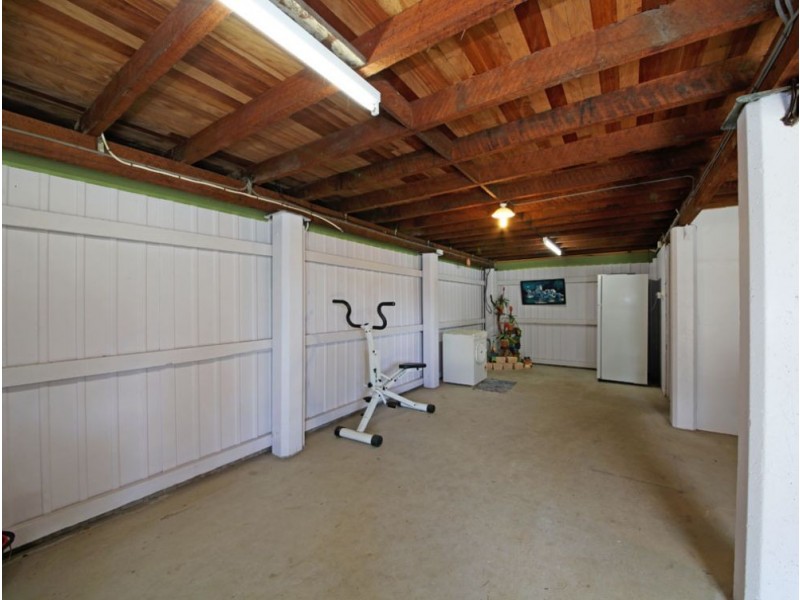 52 Maryborough Terrace, Scarborough QLD 4020