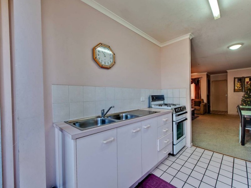 24 Coutts Court, Brendale QLD 4500