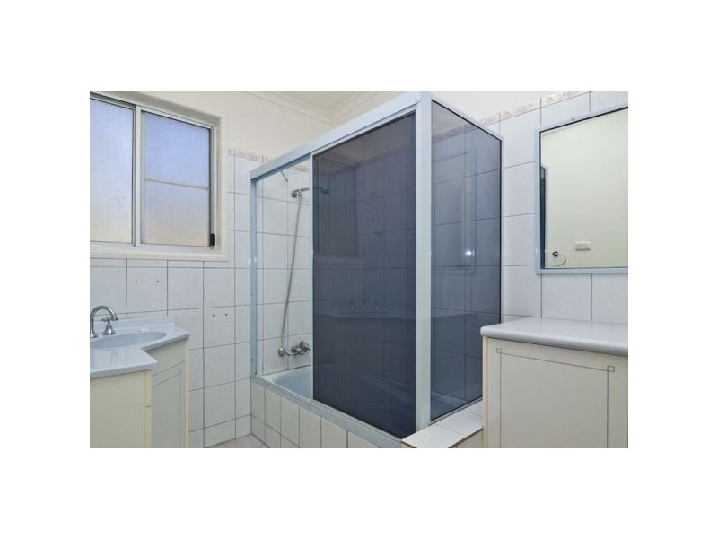 7 Carwell Street, Petrie QLD 4502