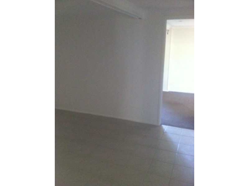 7 Carwell Street, Petrie QLD 4502