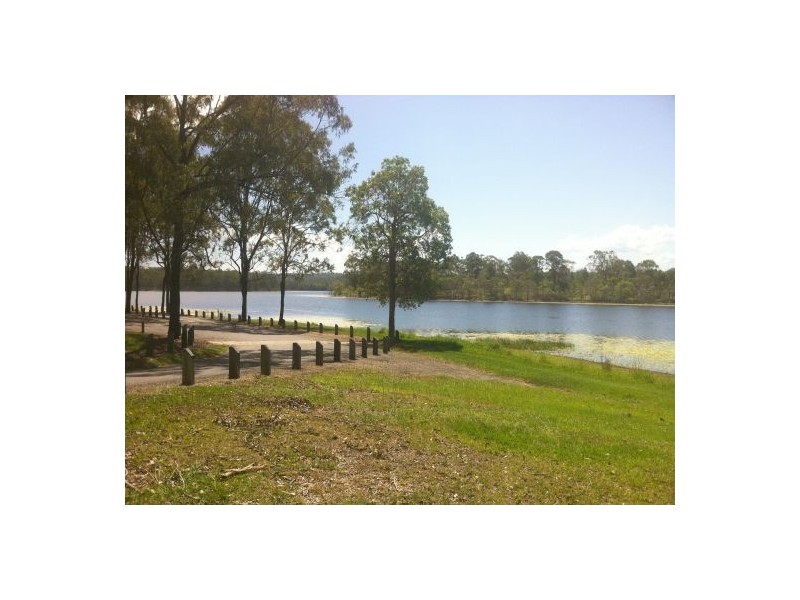 7 Carwell Street, Petrie QLD 4502