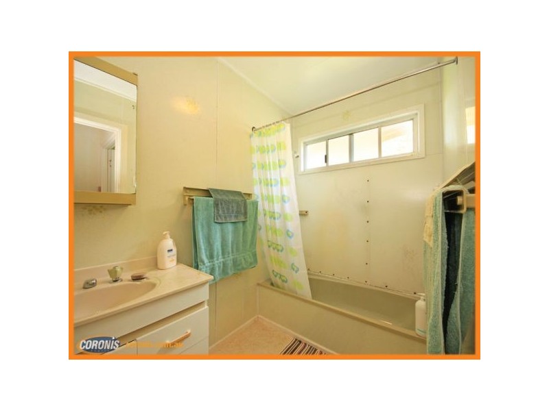 63 Donald Street, Woody Point QLD 4019