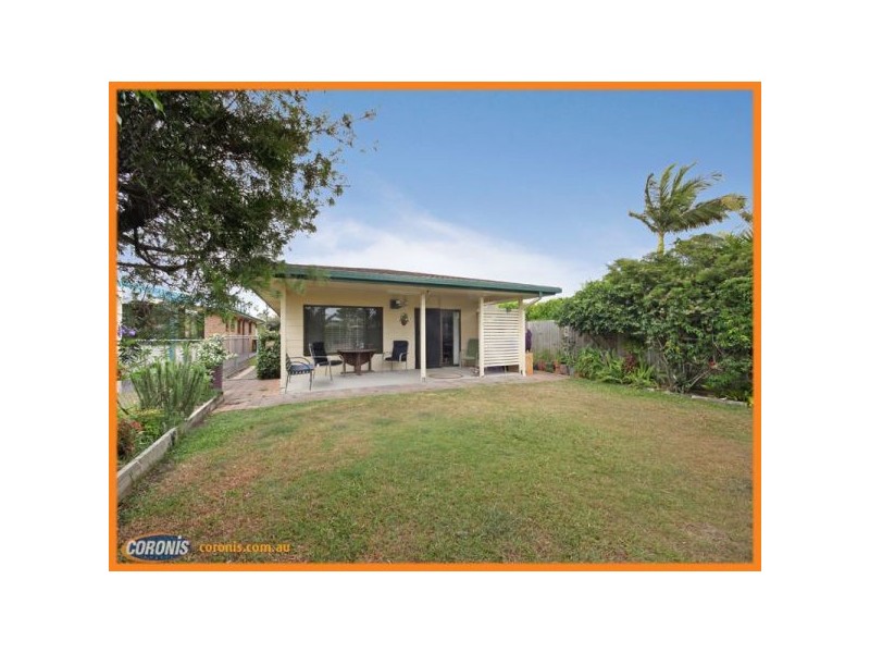 38 Campbell Street, Scarborough QLD 4020