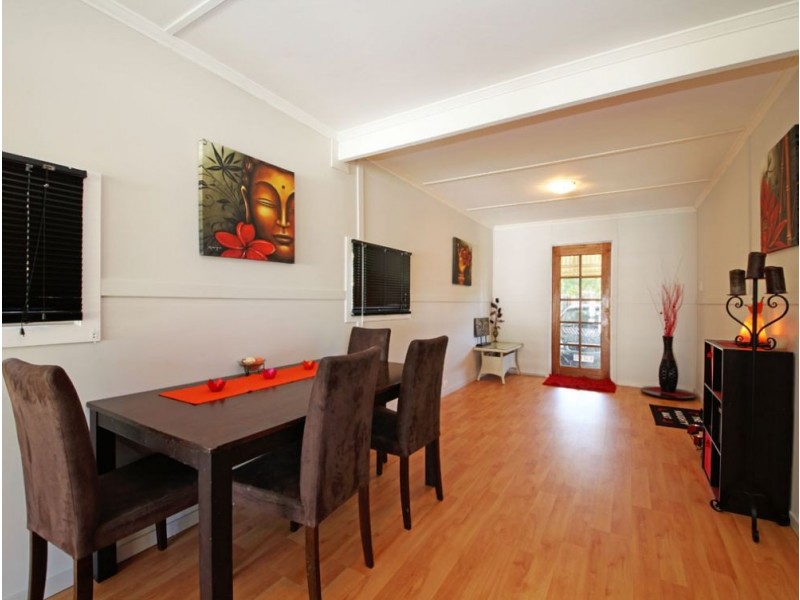 20 Kabura Street, Clontarf QLD 4019