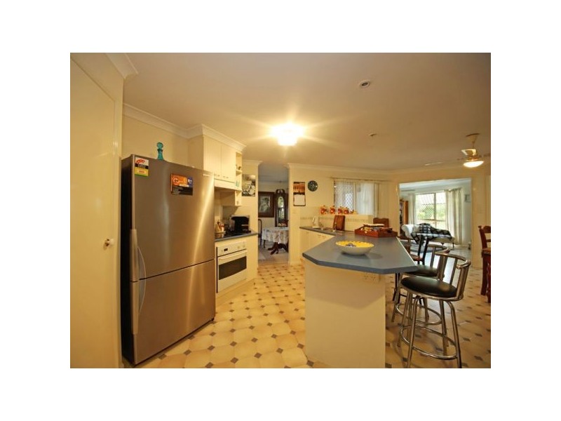 4 Amcord Place, Rothwell QLD 4022