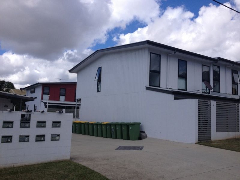 2/24 Ebert Parade, Lawnton QLD 4501